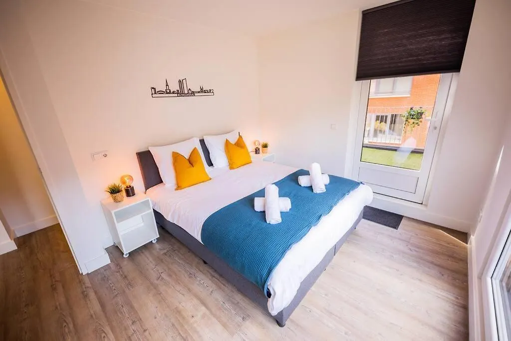 Lovely 3 Bedroom Apartment In Eindhoven 65M2 - Sd23N